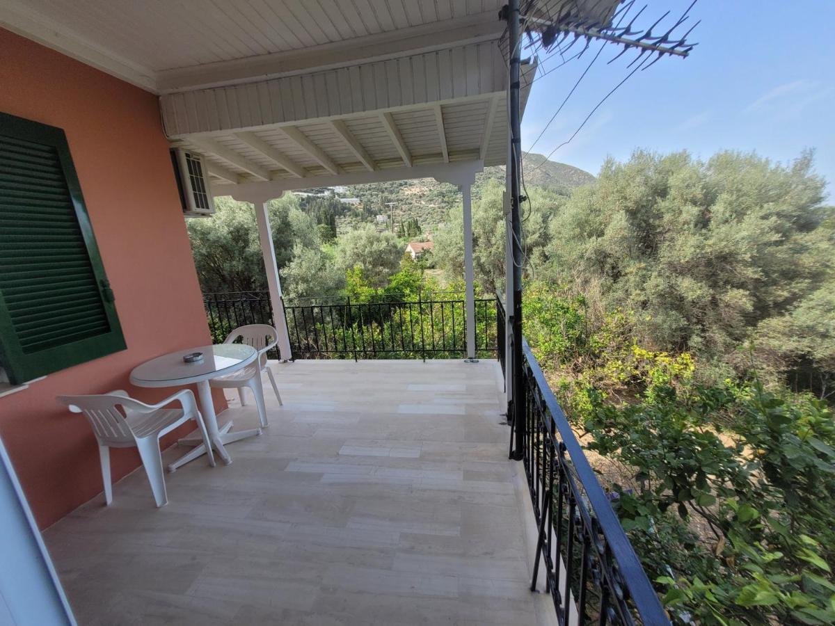 נידרי Villa Petros מראה חיצוני תמונה
